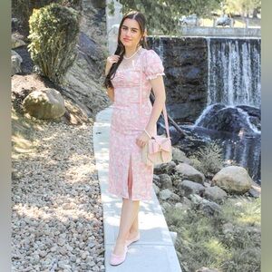 Rihoas Feminine Pink and Green Floral Midi Dress